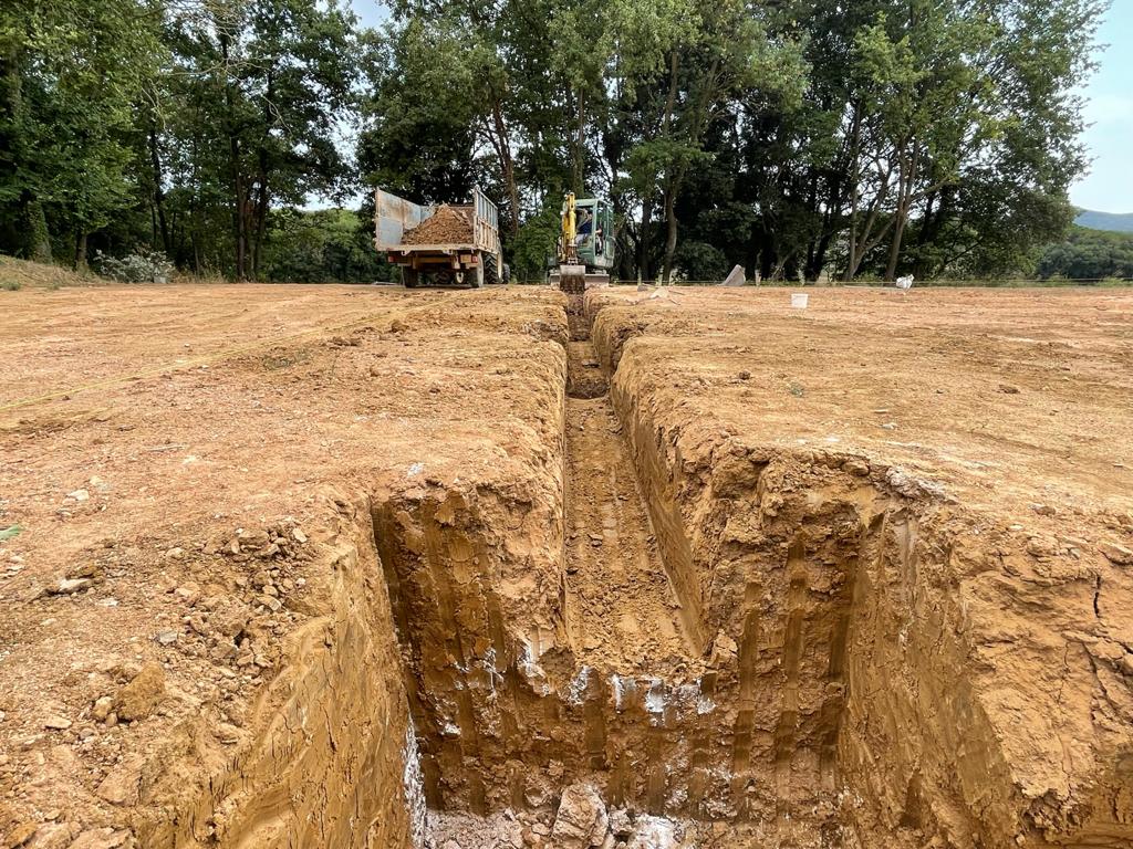 Enderrocs, rebaixos i fonamentació