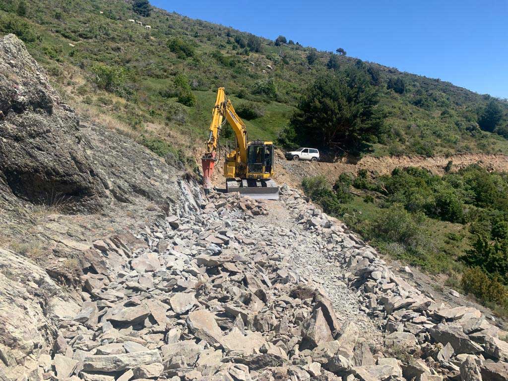 Construcció de pistes per prevenció d'incendis forestals i reparació de la pista de l'Ingla a Bellver de Cerdanya